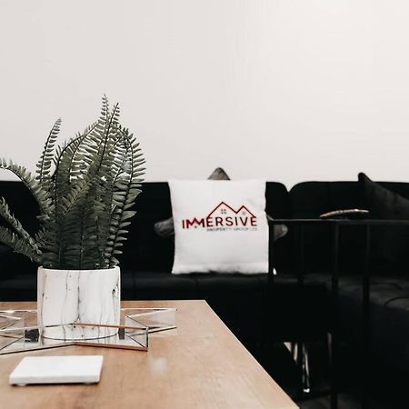 Stunning Modern Heart Of The City Apartment Sheffield Extérieur photo