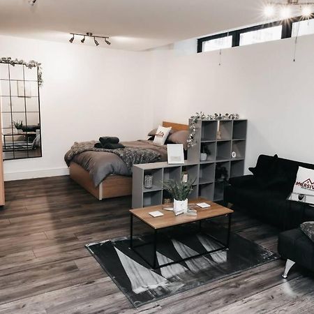 Stunning Modern Heart Of The City Apartment Sheffield Extérieur photo