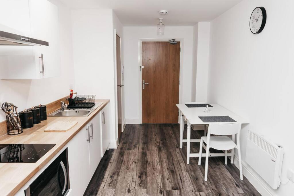 Stunning Modern Heart Of The City Apartment Sheffield Extérieur photo